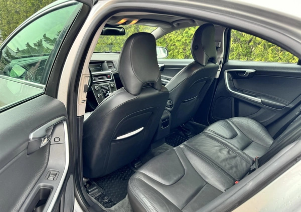 Volvo S60 cena 59900 przebieg: 165000, rok produkcji 2014 z Chełm małe 67